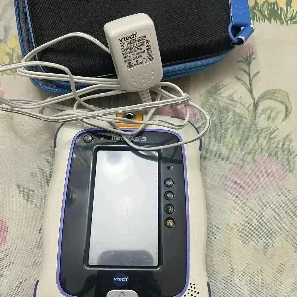 VTECH INNOTAB 3 KIDS TABLET WITH 2 GAMES Only Works When Plugged Into The Wall